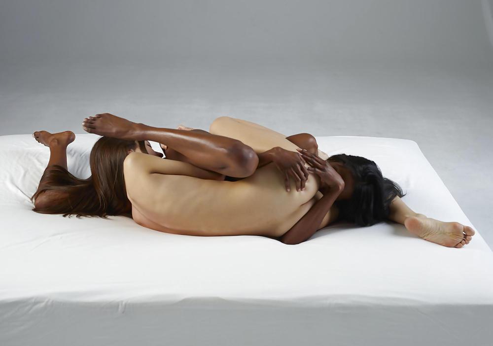 25P Interracial Beauty Set