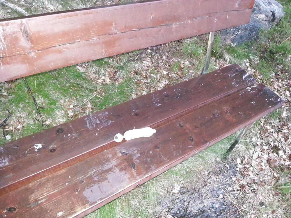 25P My Cum Of 13 Loads In A Condom On A Bench In A Park!