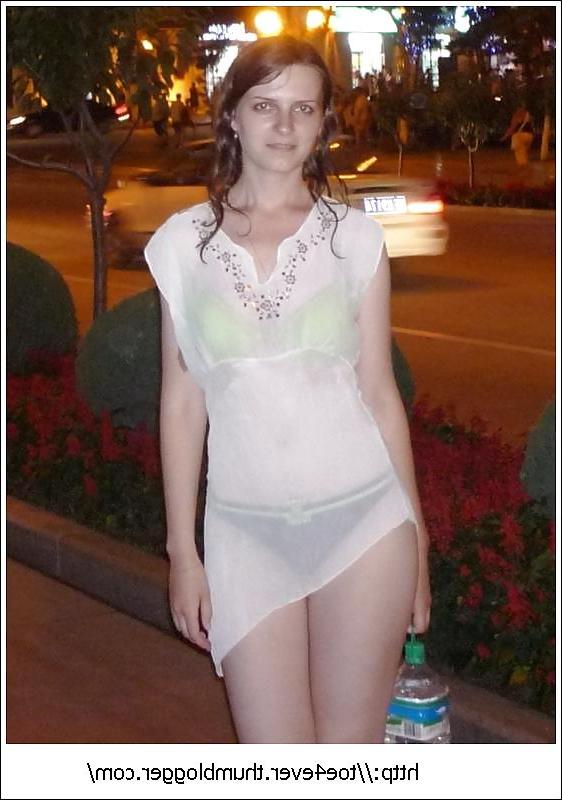 25P I can see your knickers through your clothes