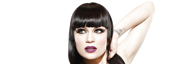 25P The Beauty of Drag