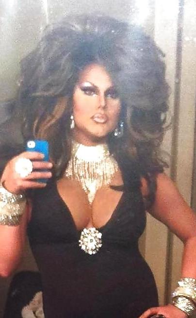 25P The Beauty of Drag