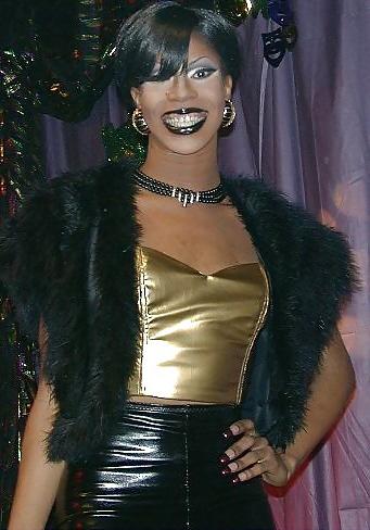 25P The Beauty of Drag