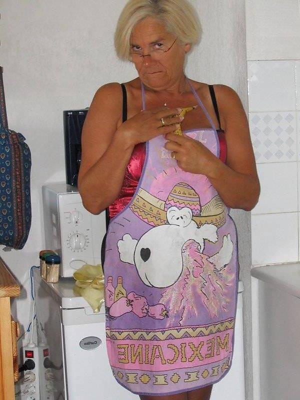25P Mature Beauty - Annick 17