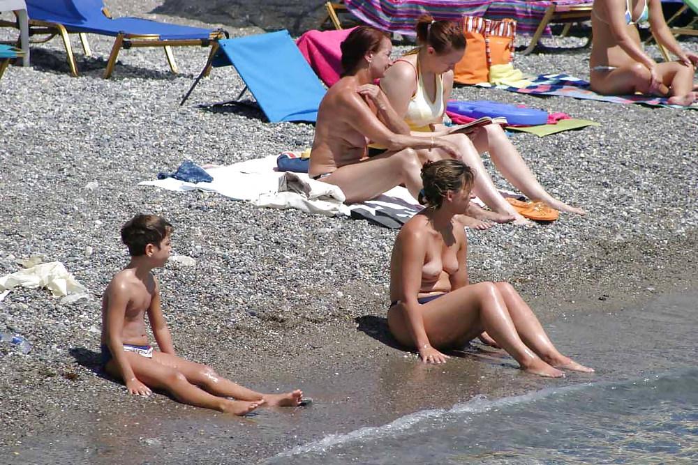 25P The beach 149