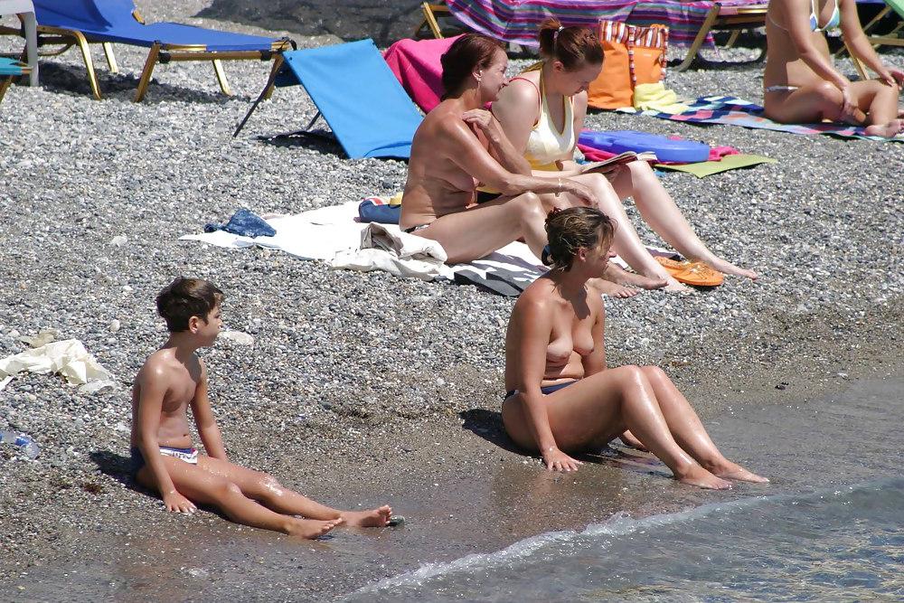 25P The beach 149