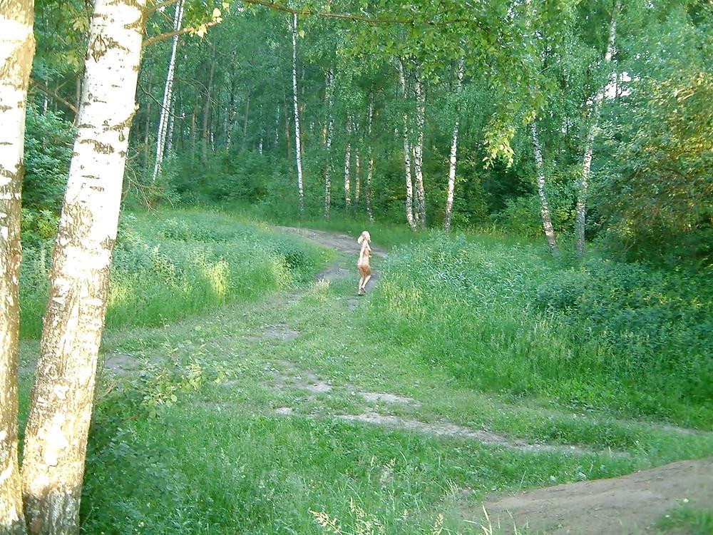 25P Cute Lesbians Outdoors