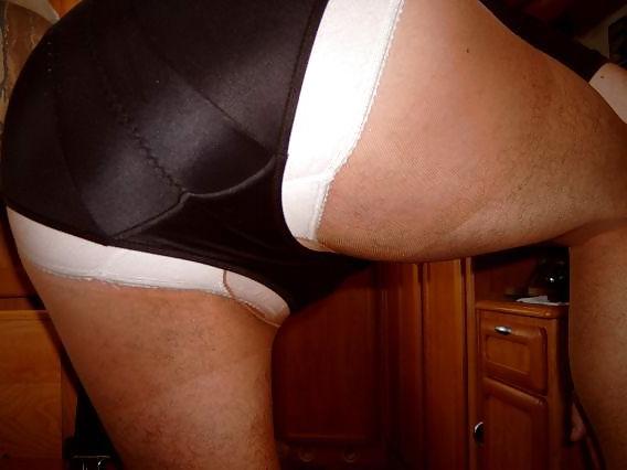 12P Badeanzug und Miederhose