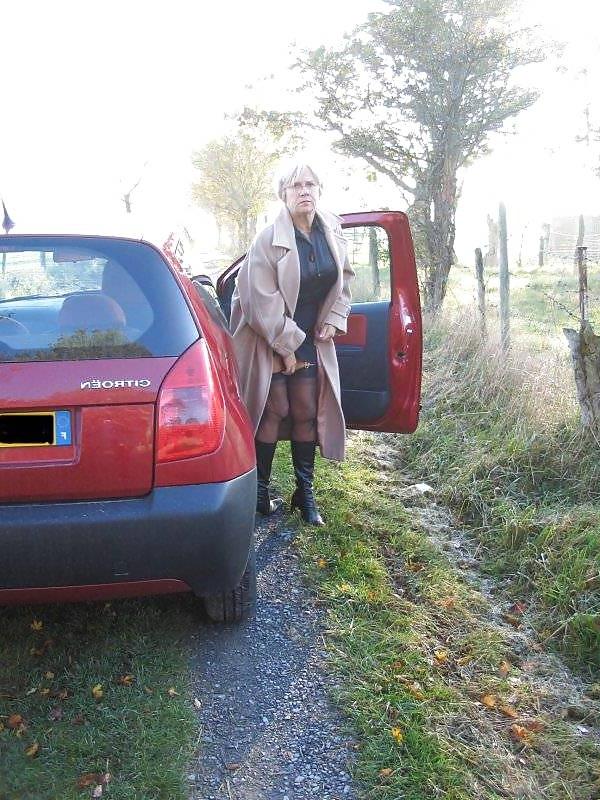 25P Mature Beauty - Annick 31