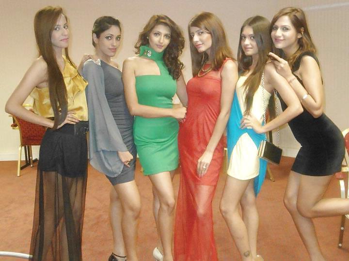 4P Sexy desi slut for comment and downgrade 2
