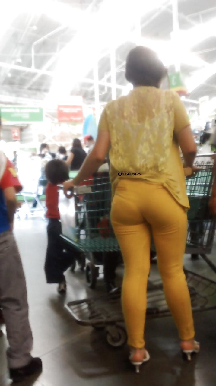 25P Wives With Big Asses VPL And See Thru Leggings