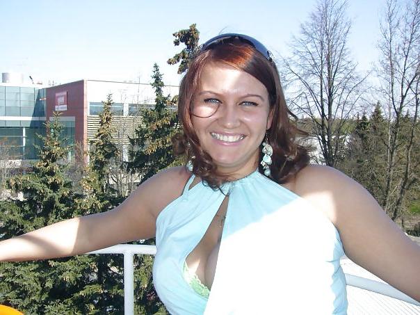 16P Busty Russian Woman 1228