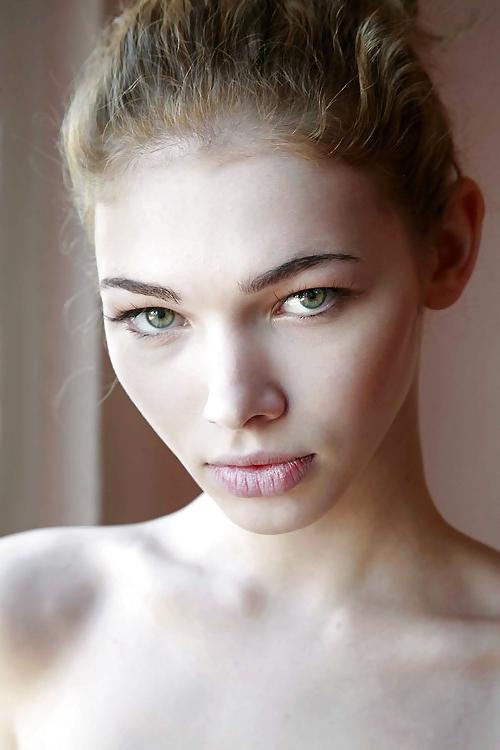25P Beauty in the lens of Mike Dowson