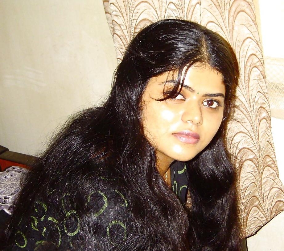 15P Neha Nair . Desi Nipples