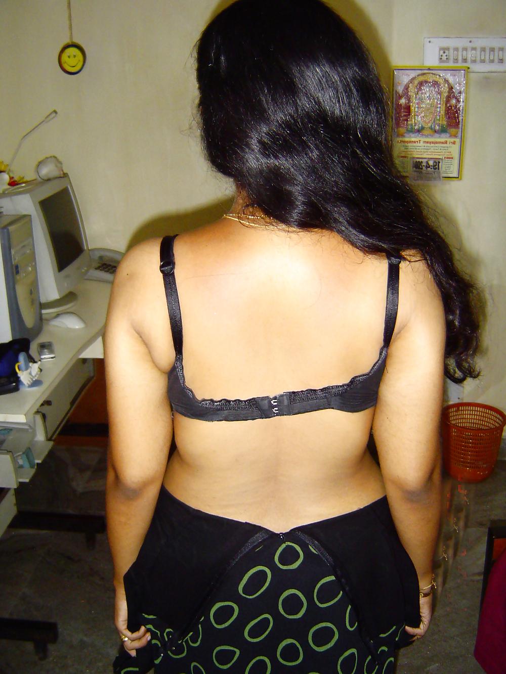 15P Neha Nair . Desi Nipples