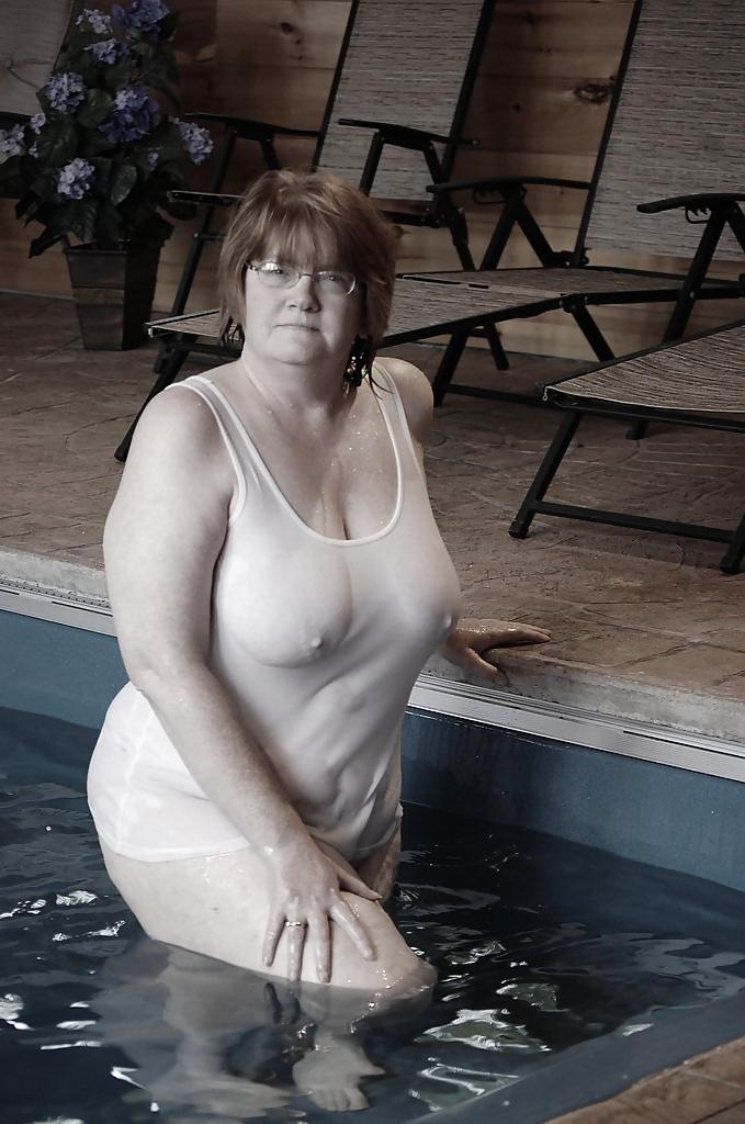 25P SAGGIES---SEE THROUGH