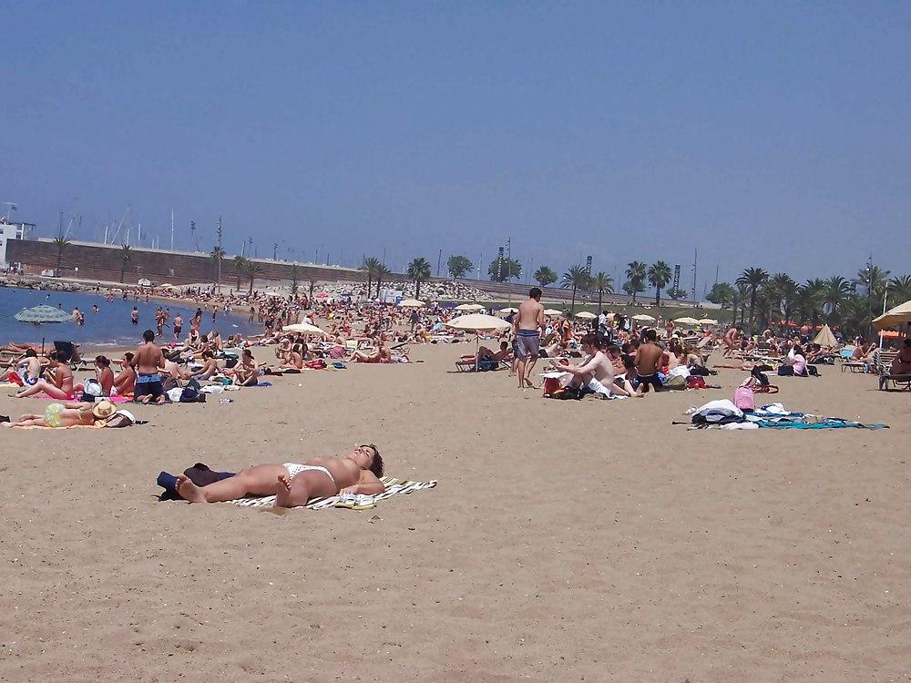 25P The beach 174