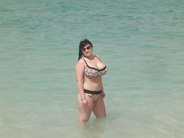 17P Busty Russian Woman 969