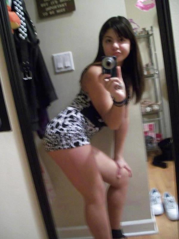 25P Selfshot hotties no 63