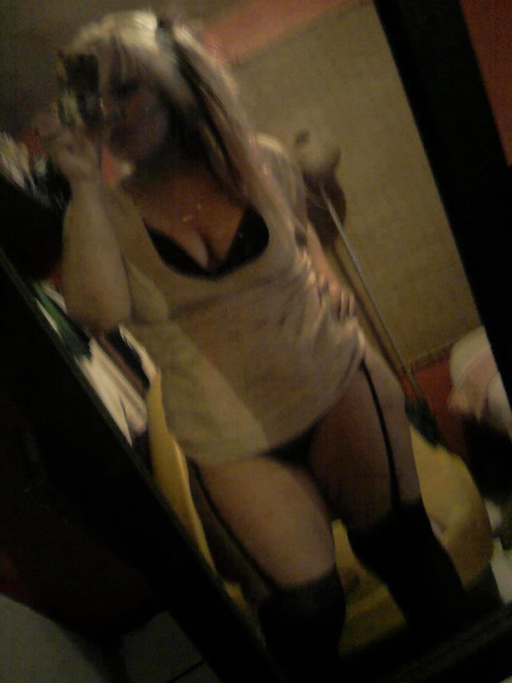 25P Selfshot hotties no 63