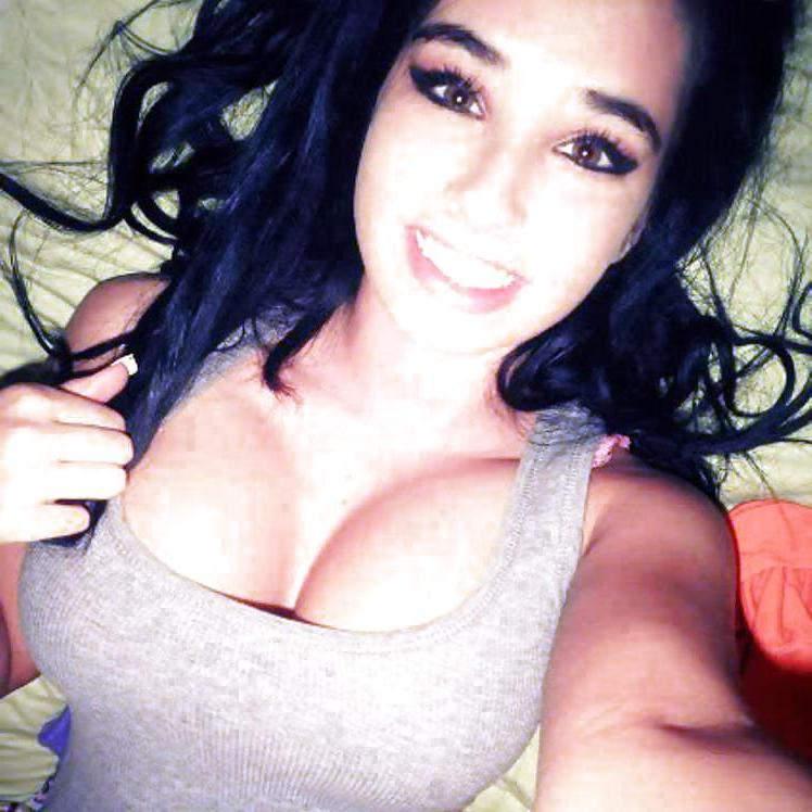 25P Selfshot hotties no 63
