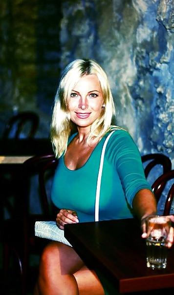 15P Busty Russian Woman 1240