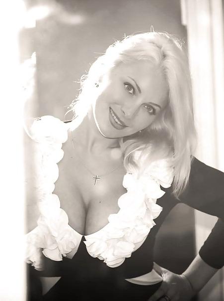 15P Busty Russian Woman 1240