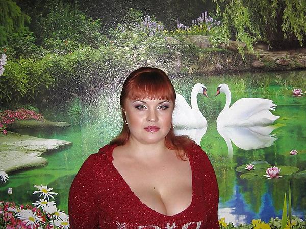 14P Busty Russian Woman 1247