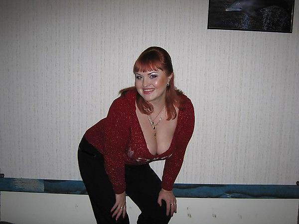 14P Busty Russian Woman 1247