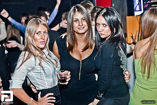 23P Busty Russian Woman 813