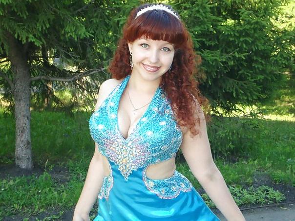 18P Busty Russian Woman 901