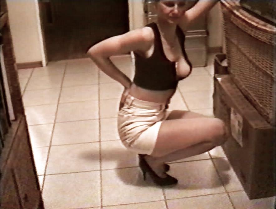 12P SAG - Wife's Boobs Downblouse Black Zip Bustier & Skirt 22