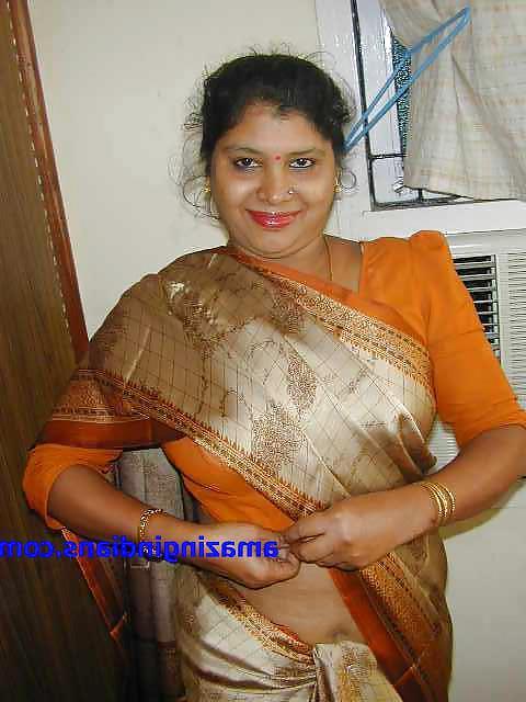 6P Indian aunty 105