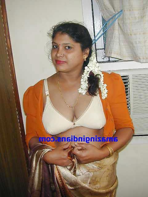 6P Indian aunty 105
