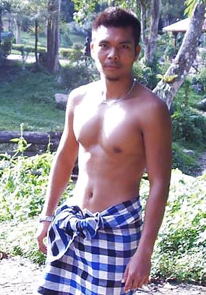 18P Thai traditional wearing for guy.