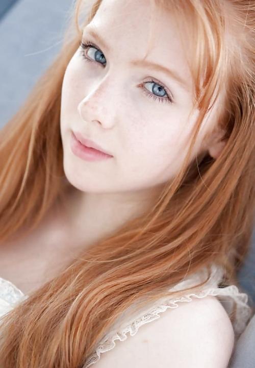 25P Blue-eyed-Red-haired