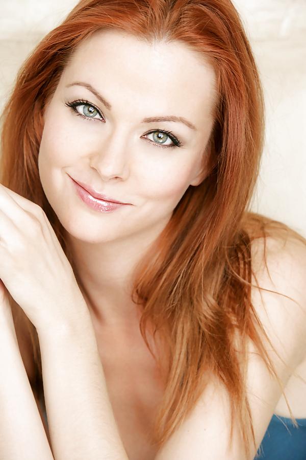 25P Blue-eyed-Red-haired
