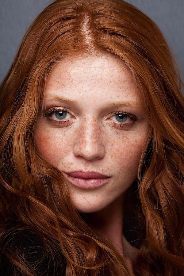 25P Blue-eyed-Red-haired