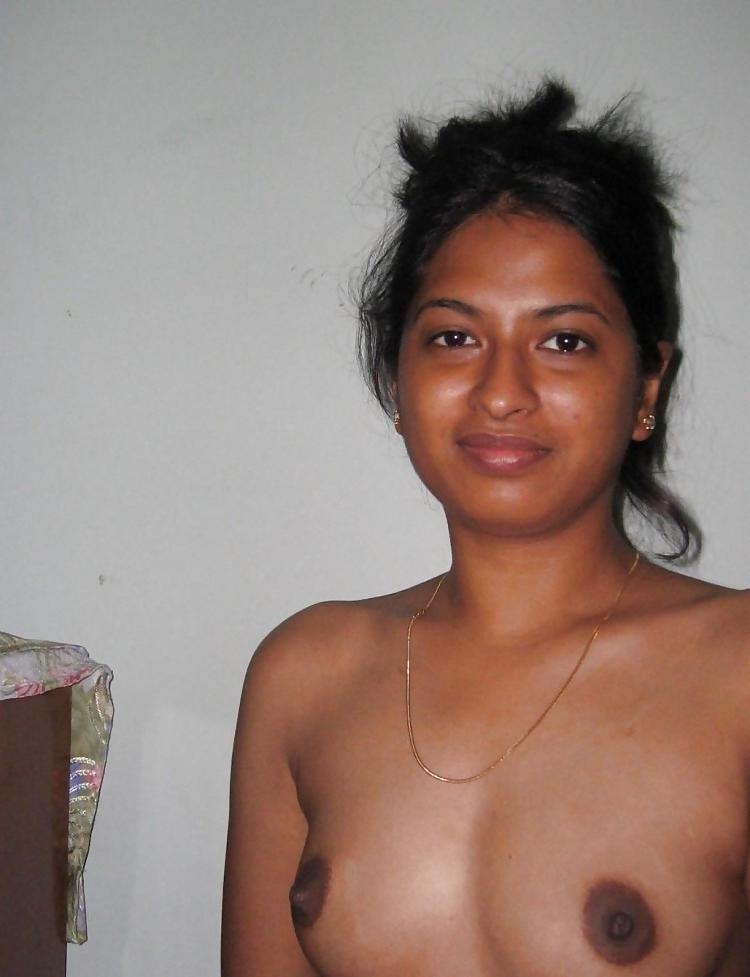 25P Naked desi girls