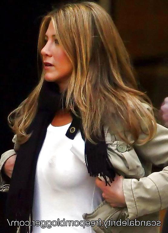 16P Jennifer Aniston See-Thru 4