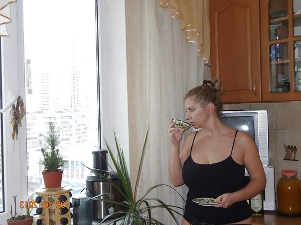 24P Busty Russian Woman 1270