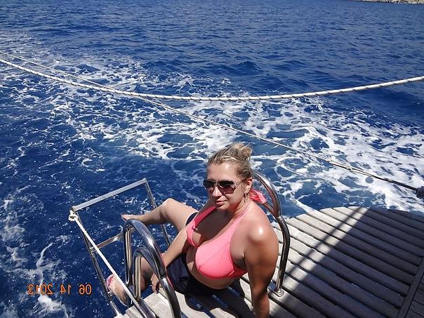 24P Busty Russian Woman 1270