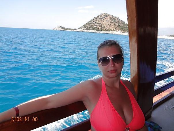 24P Busty Russian Woman 1270