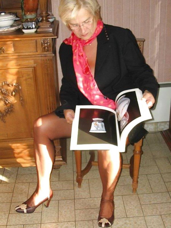 25P Mature Beauty - Annick 41