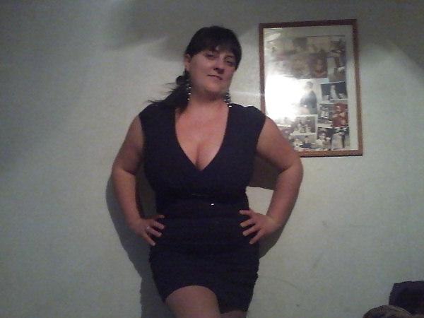 15P Busty Russian Woman 1267