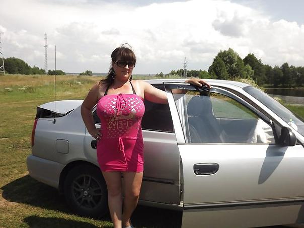 15P Busty Russian Woman 1267