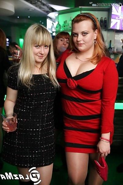 21P Busty Russian Woman 998
