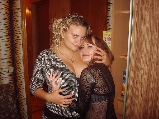 21P Busty Russian Woman 998