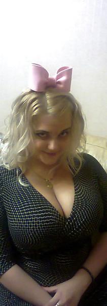 21P Busty Russian Woman 998