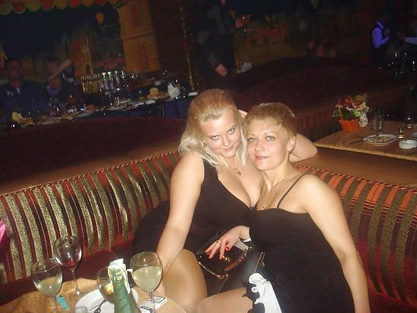 21P Busty Russian Woman 998