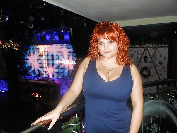 21P Busty Russian Woman 998
